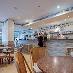 Kini Park & Free Parking Hotel 3*