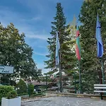 Kini Park & Free Parking Hotel Złote Piaski