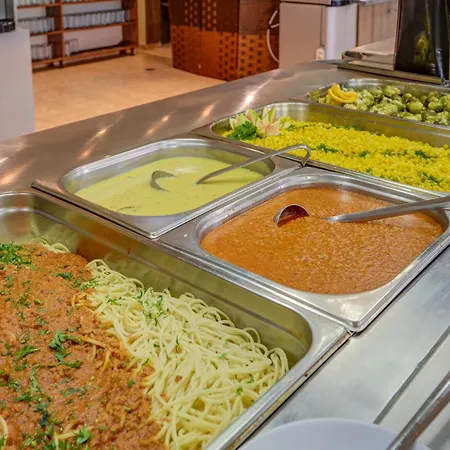 Хотел Kini Park & Free Parking Златни пясъци