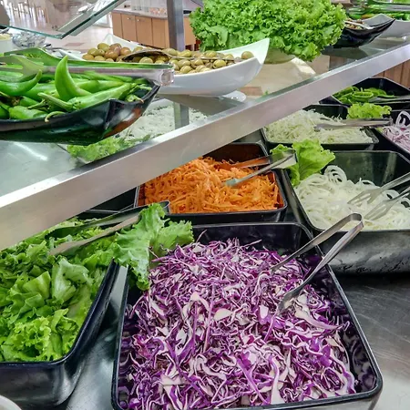 Хотел Kini Park & Free Parking Златни пясъци