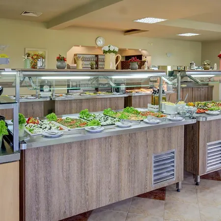 Hotell Kini Park & Free Parking