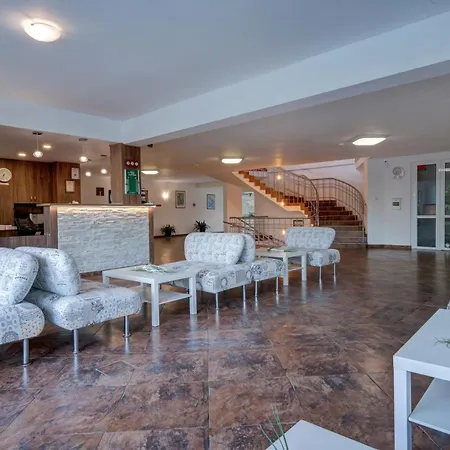 Kini Park & Free Parking 3* Златни пясъци