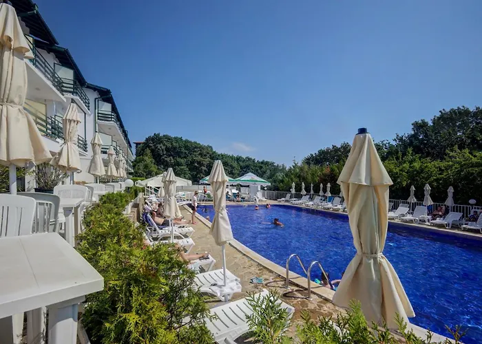 Kini Park & Free Parking Nisipurile de Aur