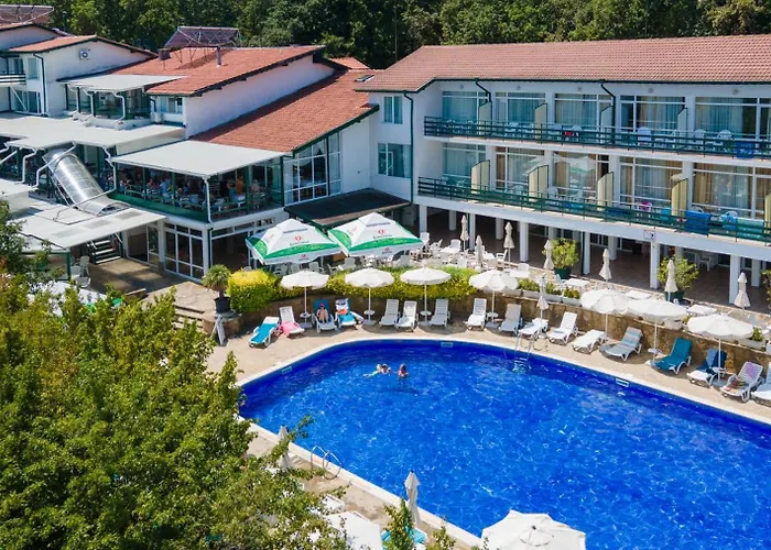 Kini Park & Free Parking Nisipurile de Aur