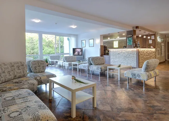 Hotel Kini Park & Free Parking Nisipurile de Aur