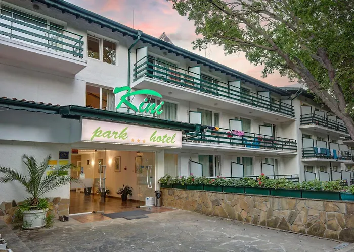 Hotel Kini Park & Free Parking Nisipurile de Aur