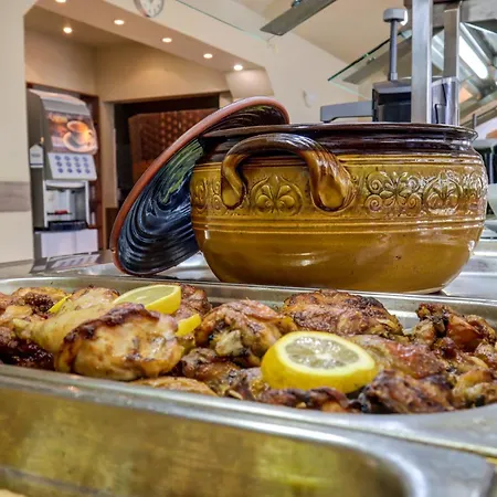 Kini Park & Free Parking 3* Golden Sands