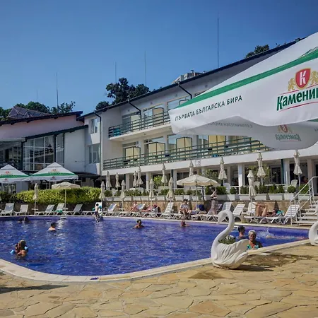 Szálloda Kini Park & Free Parking Aranyhomok