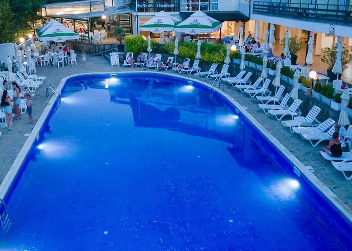 Kini Park & Free Parking 3* Golden Sands